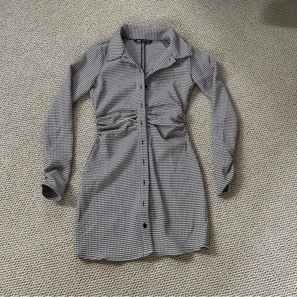 Zara Houndstooth Button Up Dress